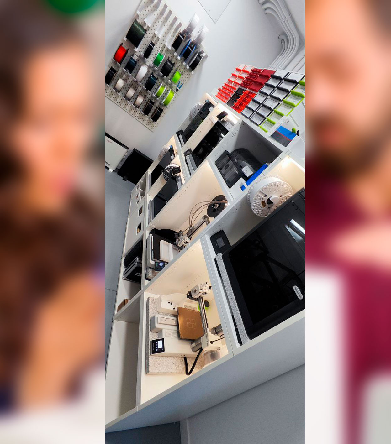 Fabricación de repuestos, piezas funcionales, elementos de producción, piezas de stand, y un largo etc...